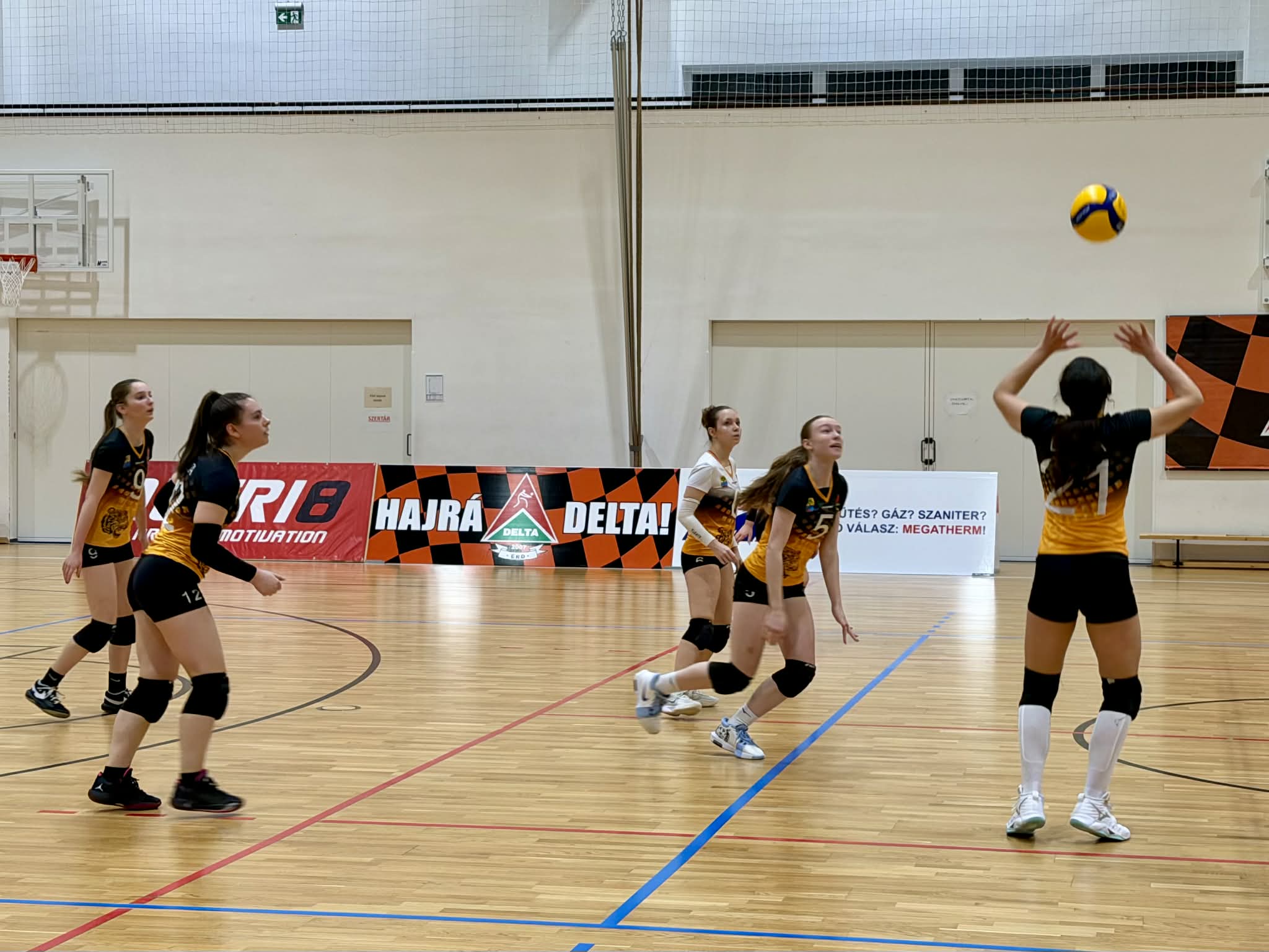 Egy szettet nyertünk a felsőházi rangadón